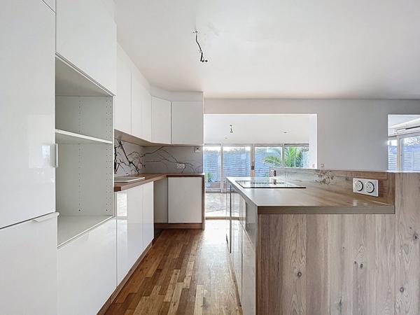 Maison 5 piéces - 3 chambres - sous-sol total - jardin