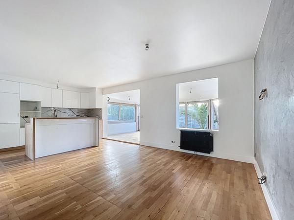 Maison 5 piéces - 3 chambres - sous-sol total - jardin