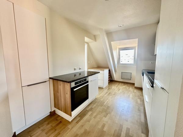 DUPLEX DE CHARME 118 m2 - 6P - RUE DU NOUVEAU BASSIN -MULHOUSE