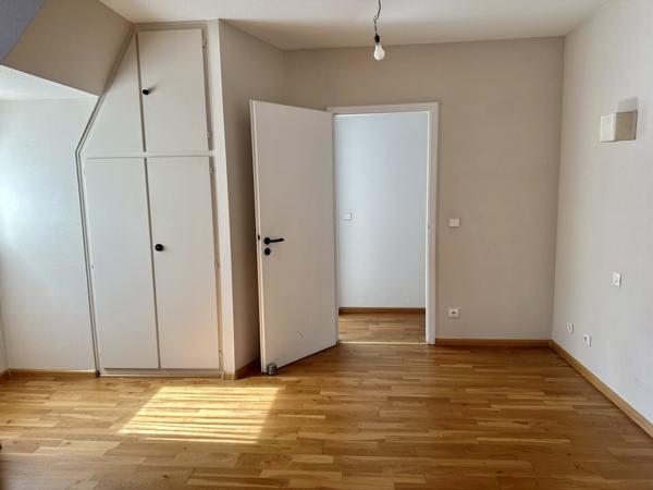 DUPLEX DE CHARME 118 m2 - 6P - RUE DU NOUVEAU BASSIN -MULHOUSE