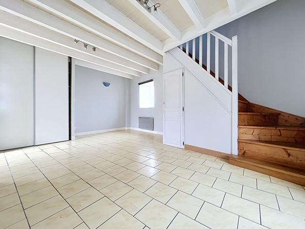 OFFRE ACCEPTEE  - VERTOU - Maison en pierre, 1 chambre, terrasse