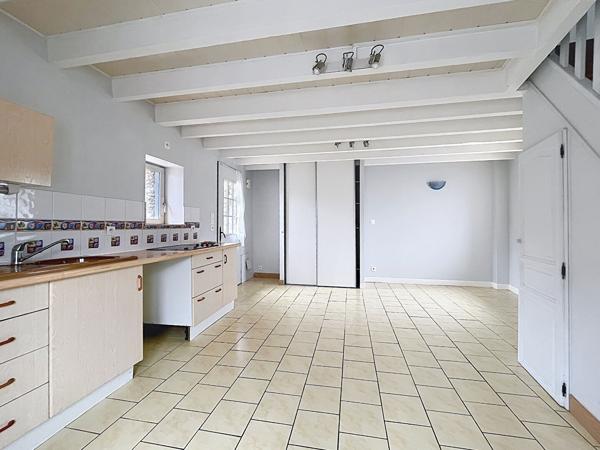 OFFRE ACCEPTEE  - VERTOU - Maison en pierre, 1 chambre, terrasse