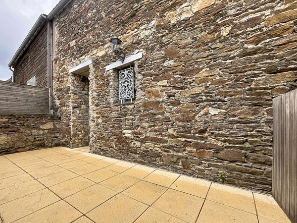 OFFRE ACCEPTEE  - VERTOU - Maison en pierre, 1 chambre, terrasse