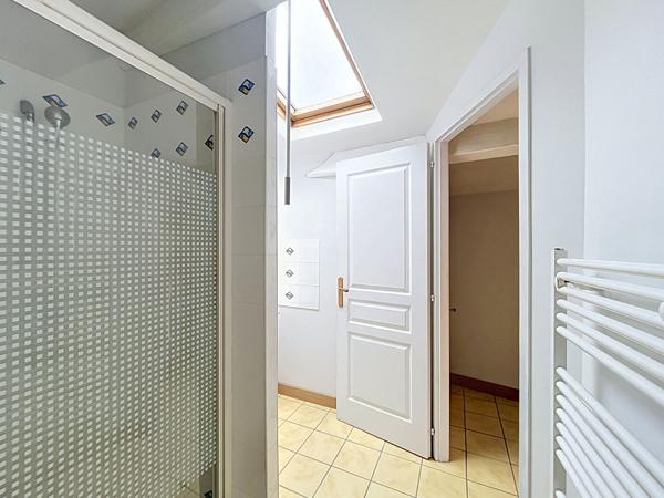 OFFRE ACCEPTEE  - VERTOU - Maison en pierre, 1 chambre, terrasse