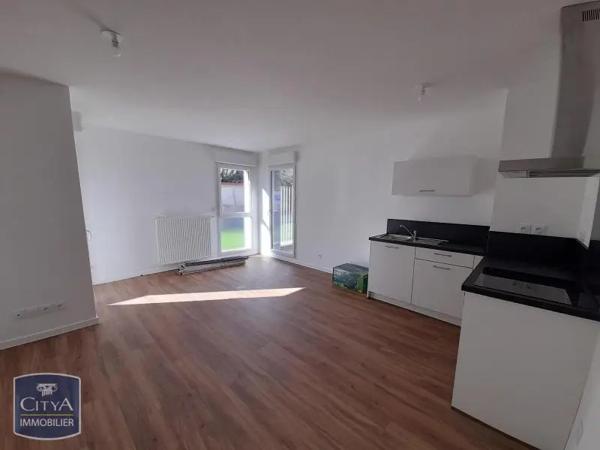 Appartement à louer 3 pièces 58.25m² Tours (37100)
