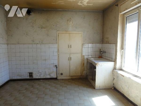 LONGWY-HAUT - MAISON F6 113 M² 5 ARES AVEC GARAGE