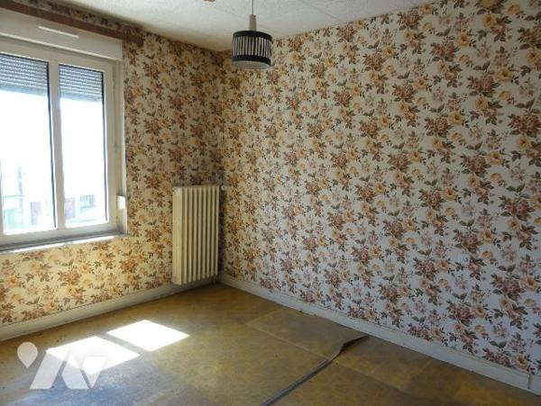 LONGWY-HAUT - MAISON F6 113 M² 5 ARES AVEC GARAGE