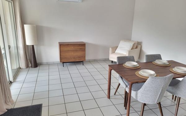 Appartement à louer    3 pièces •  Pessac