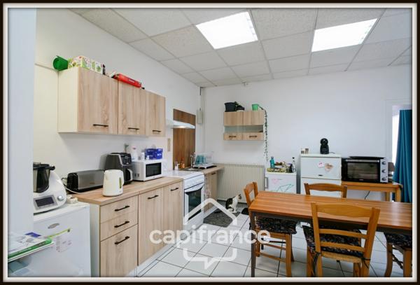 Maison à vendre 7 pièces Champigny-En-Rochereau (86)