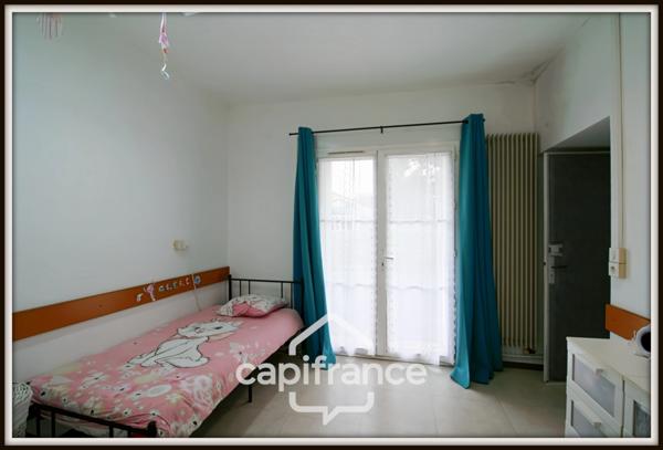 Maison à vendre 7 pièces Champigny-En-Rochereau (86)