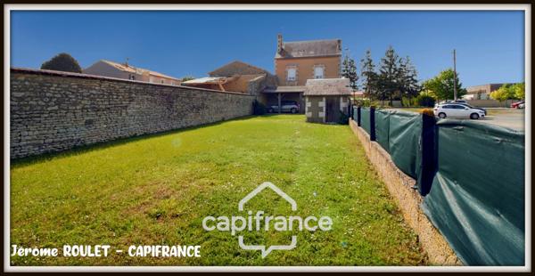 Maison à vendre 7 pièces Champigny-En-Rochereau (86)