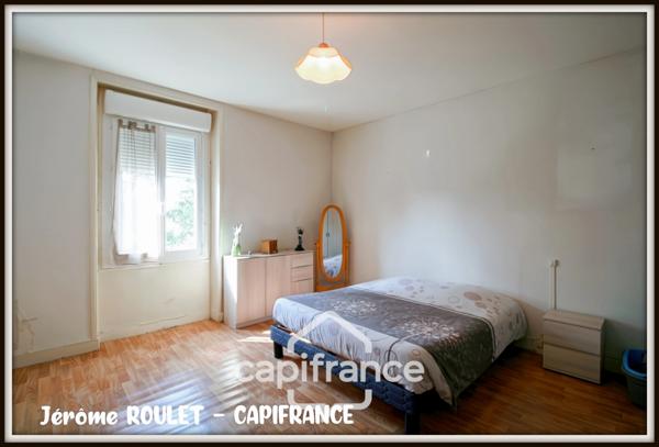 Maison à vendre 7 pièces Champigny-En-Rochereau (86)