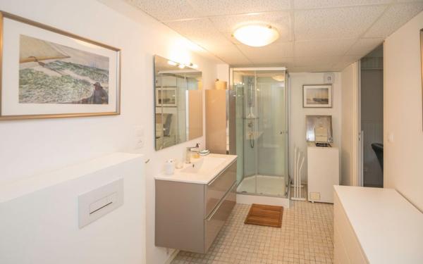 Maison à vendre    7 pièces •  Urcuit