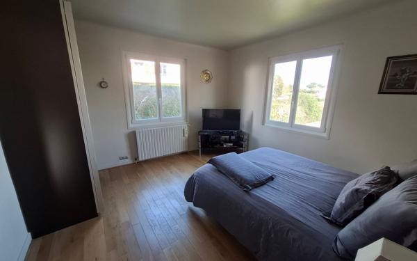 Maison à vendre    7 pièces •  Urcuit