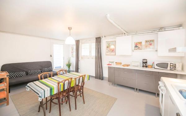 Maison à vendre    7 pièces •  Urcuit