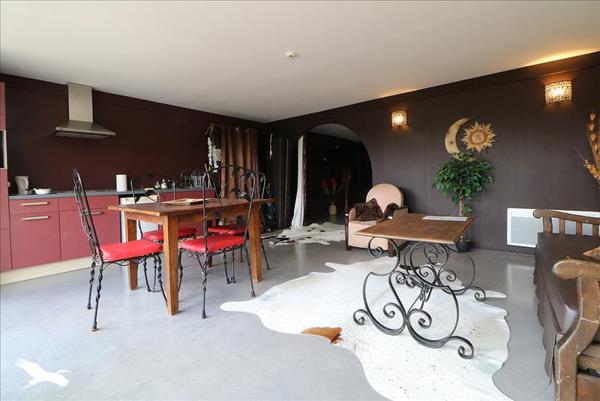 Maison à vendre |  Salbris |  8 pièces | 860 m²