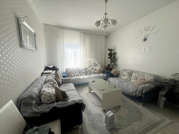 IMMEUBLE DE RAPPORT – 415m² – PARCELLE 1033m²