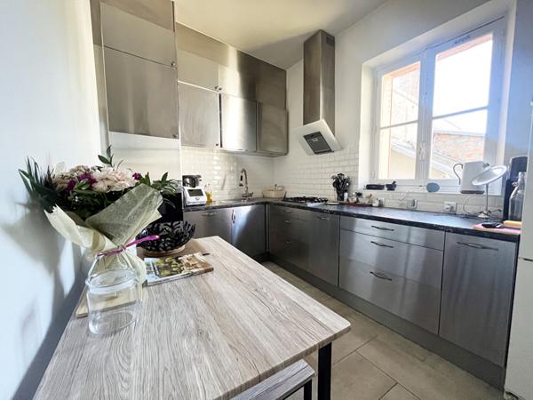 DOURDAN - Centre-ville !