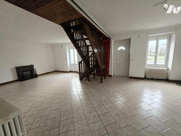 Trélazé Maison 1930 avec double acces