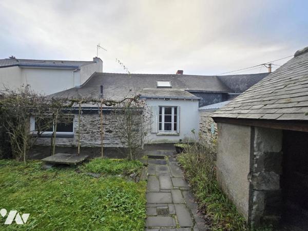 Trélazé Maison 1930 avec double acces