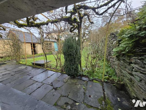 Trélazé Maison 1930 avec double acces