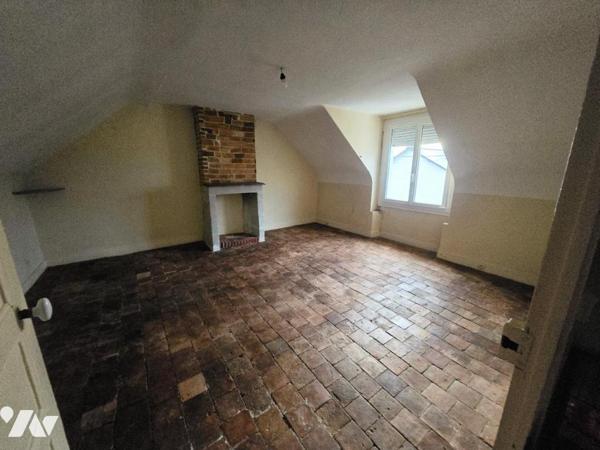 Trélazé Maison 1930 avec double acces