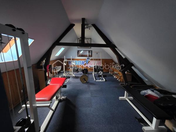 Local d activites de 156 m²