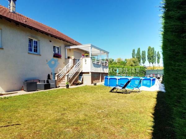 Maison
                                                                                                                                                                                                                                                                                                                        5 pièce(s)                                                                                                                                                                                                          3 chambre(s)                                                                                                                                                                                                          107.21  m²