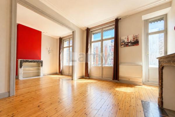 Appartement t4 - 94 m² [coeur de lille]
