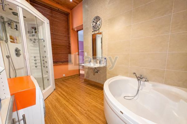 Appartement t4 - 94 m² [coeur de lille]