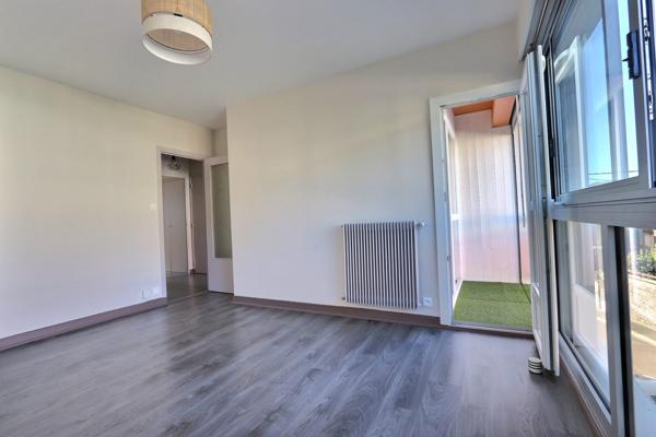 Appartement T2 - balcon - garage