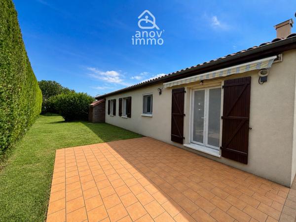 Maison
                                                                                                                                                                                                                                                                                                                        6 pièce(s)                                                                                                                                                                                                          5 chambre(s)                                                                                                                                                                                                          132  m²