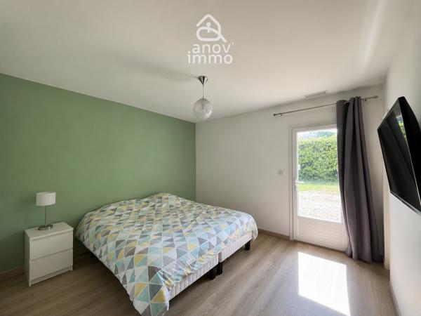 Maison
                                                                                                                                                                                                                                                                                                                        6 pièce(s)                                                                                                                                                                                                          5 chambre(s)                                                                                                                                                                                                          132  m²