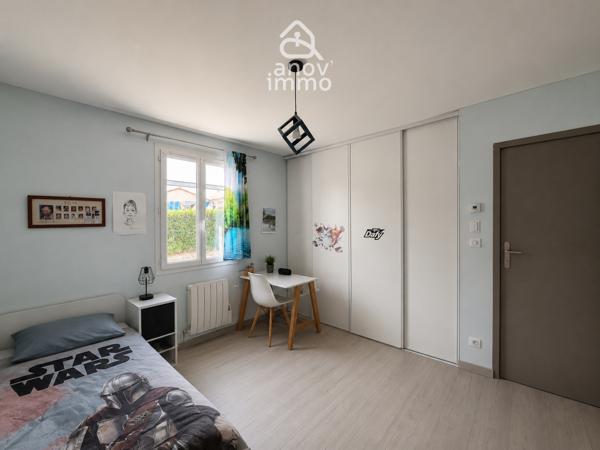 Maison
                                                                                                                                                                                                                                                                                                                        6 pièce(s)                                                                                                                                                                                                          5 chambre(s)                                                                                                                                                                                                          132  m²