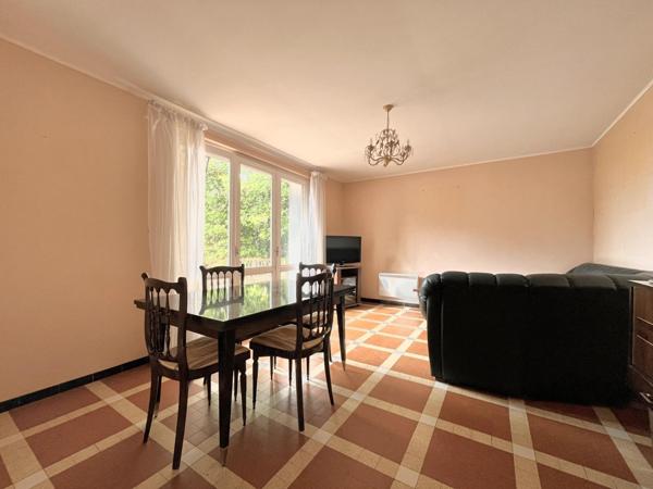 Maison T4 de 90m² sur terrain de 5000m² à rénover