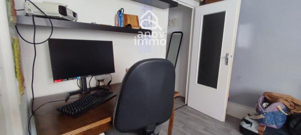 Appartement
                                                                                                                                                                                                                                                                                                                        5 pièce(s)                                                                                                                                                                                                          4 chambre(s)                                                                                                                                                                                                          120  m²
