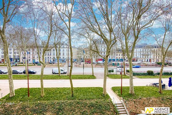Versailles Notre-Dame - Avenue de Saint-Cloud Appartement 2/3 pièces - 67 m² 2 éme étage avec grenier. 575 000 € ** - Référence 26913