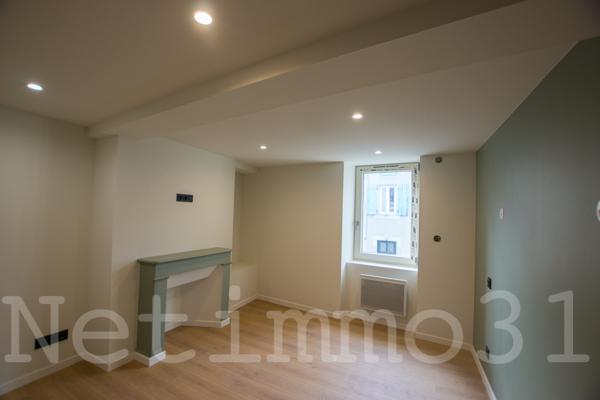 très belle maison T5 avec cour et garage