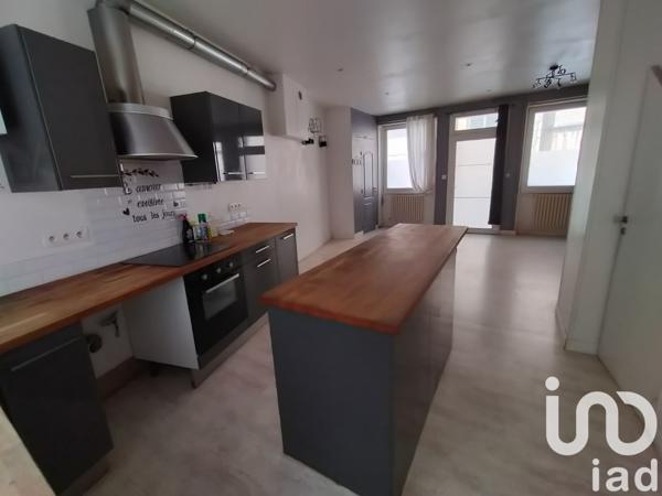 Maison à vendre 4 pièces 66 m² Bourgoin-Jallieu