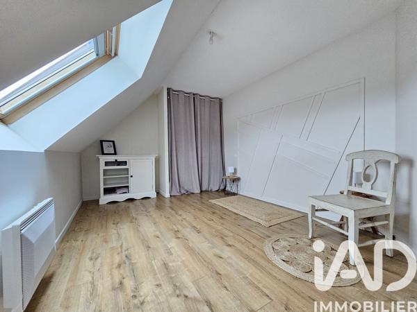 Maison à vendre 6 pièces 146 m² Le Breil-sur-Mérize