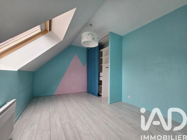 Maison à vendre 6 pièces 146 m² Le Breil-sur-Mérize