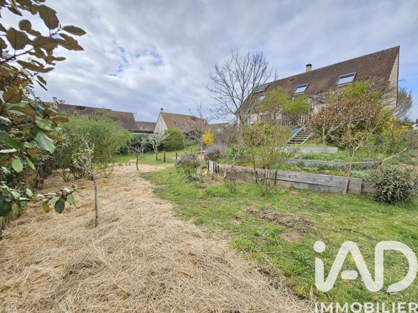 Maison à vendre 6 pièces 146 m² Le Breil-sur-Mérize