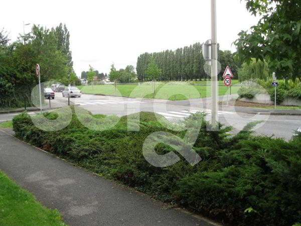 Location 2 Pieces 35 60200 Compiegne 43 0286 02 0115