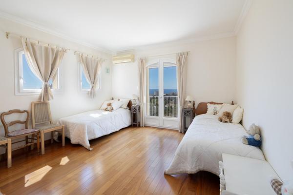 Nice FABRON - 400m2 - 9P - Piscine - VUE MER - Garage