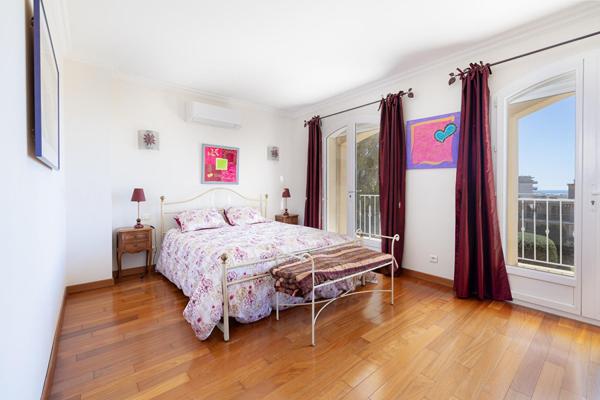 Nice FABRON - 400m2 - 9P - Piscine - VUE MER - Garage