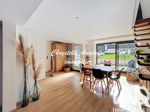 Maison à vendre 6 pièces 146 m² Arcueil