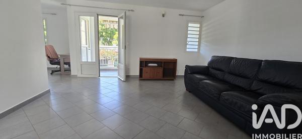 Location maison 4 pièces 120 m² Saint-Denis