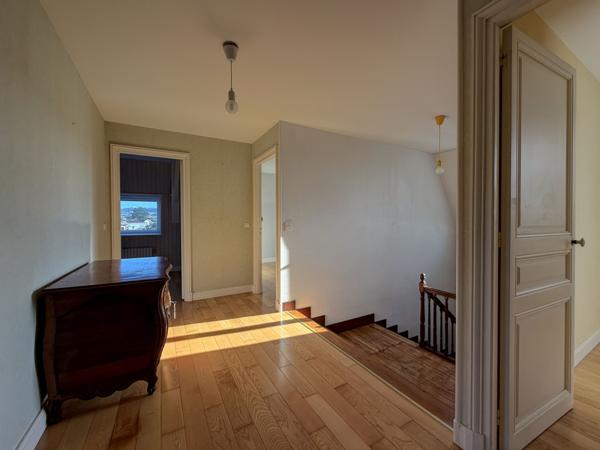 Villeneuve-sur-Lot (47300) Villeneuve sur lot, Maison de Maître – Élégance, volumes et authenticité