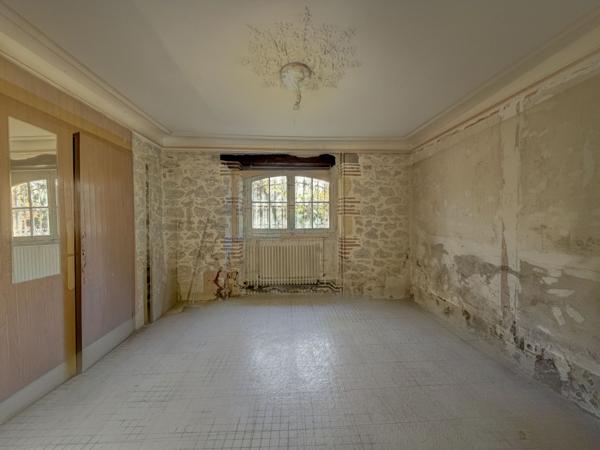 Villeneuve-sur-Lot (47300) Villeneuve sur lot, Maison de Maître – Élégance, volumes et authenticité