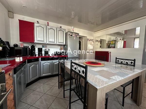 Maison à FOUCHERES, 89150 - 6 pièces 154m²